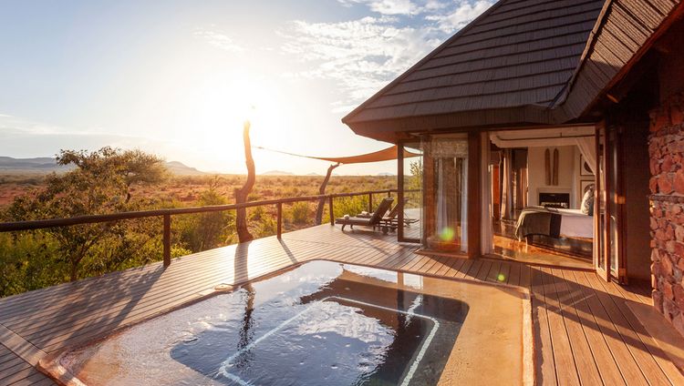 Madikwe Hills Private Game Lodge - Plungepool