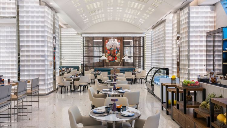 Fairmont Doha - Vaya Restaurant