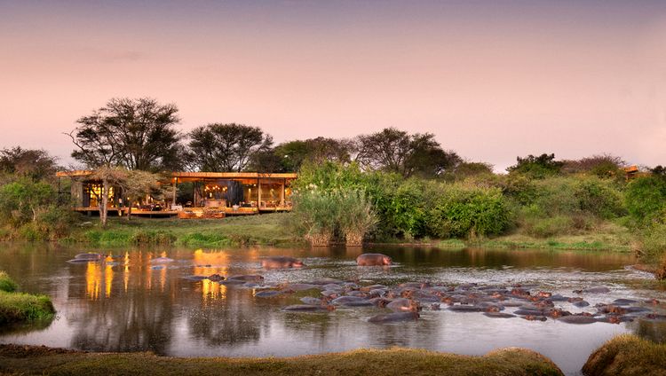 Grumeti Serengeti River Lodge - Außenansicht