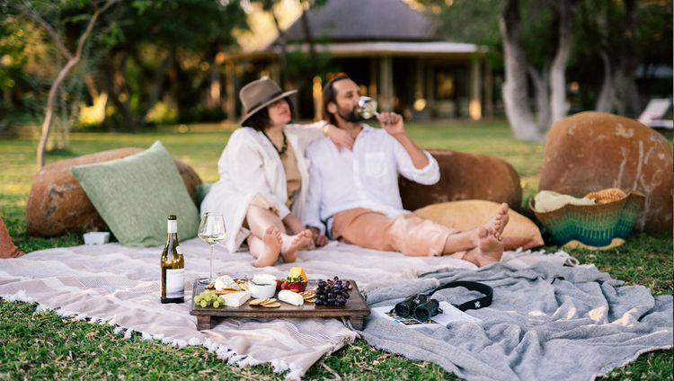 Simbavati Camp George - Picknick im Garten