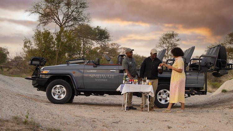 Simbavati Waterside - Sundowner