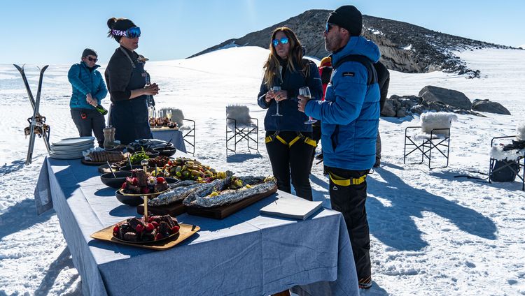 Echo Camp - Lunch im Eis